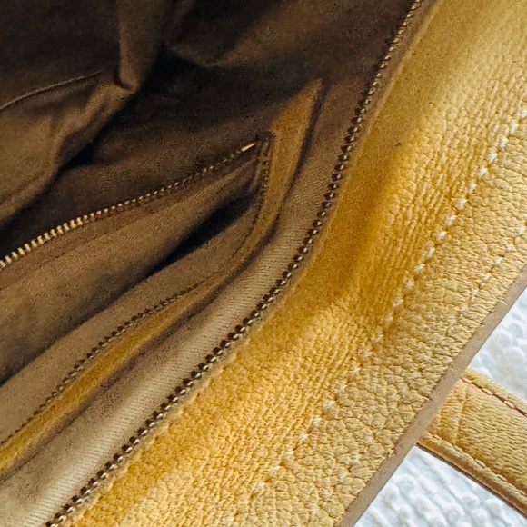 MCM Women's Gold and Cream Tote Bag - Picture 4 of 7